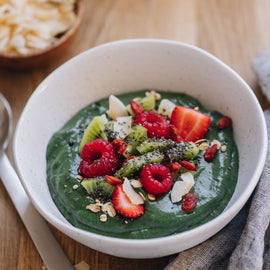 Green tropicana smoothie bowl